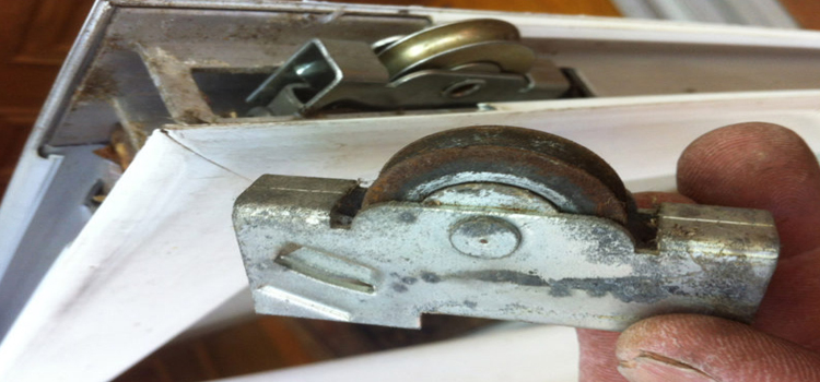 screen door roller repair in Lawndale